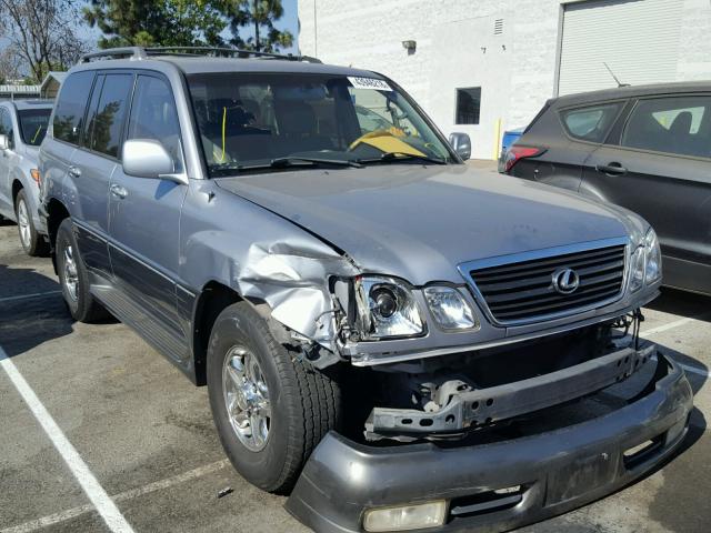 JTJHT00W313503775 - 2001 LEXUS LX 470 SILVER photo 1