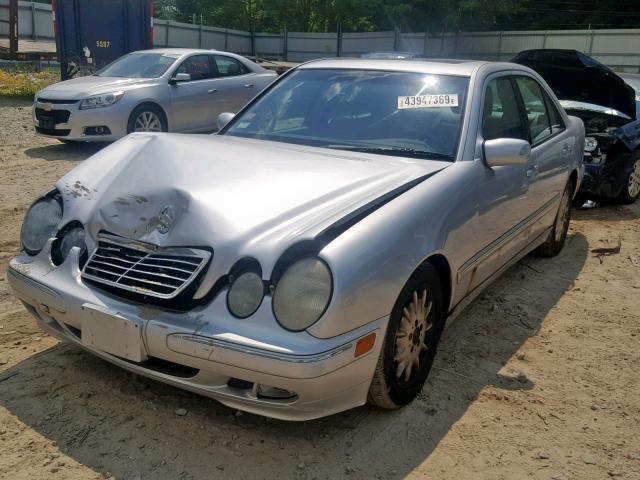 WDBJF65J91B205747 - 2001 MERCEDES-BENZ E 320 SILVER photo 2