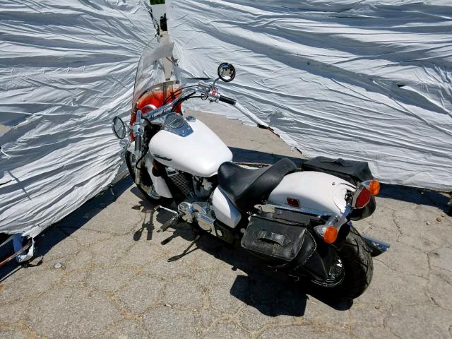 JH2RC50017M302242 - 2007 HONDA VT750 WHITE photo 3