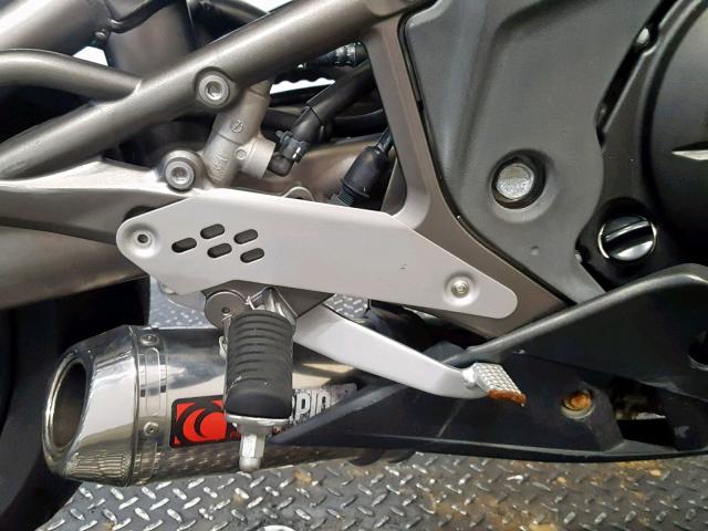 JKAEXEC119DA22739 - 2009 KAWASAKI EX650 C 黑色 照片 11