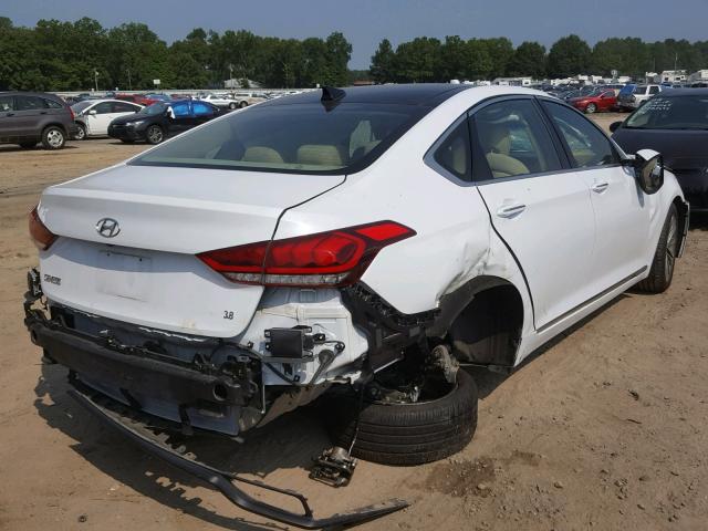 KMHGN4JE6GU126833 - 2016 HYUNDAI GENESIS 3. WHITE photo 4