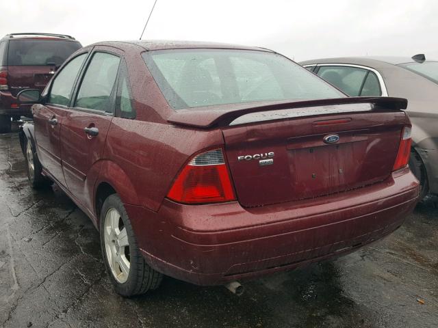 1FAHP34N87W224068 - 2007 FORD FOCUS ZX4 MAROON photo 3