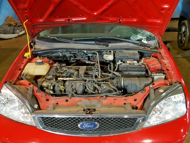 1FAHP34N16W218868 - 2006 FORD FOCUS ZX4 RED photo 7