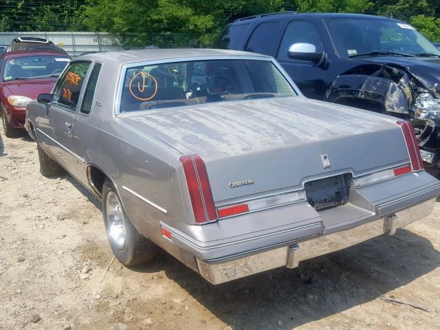 2G3AR47A8D2301961 - 1983 OLDSMOBILE CUTLASS SU GRAY photo 3