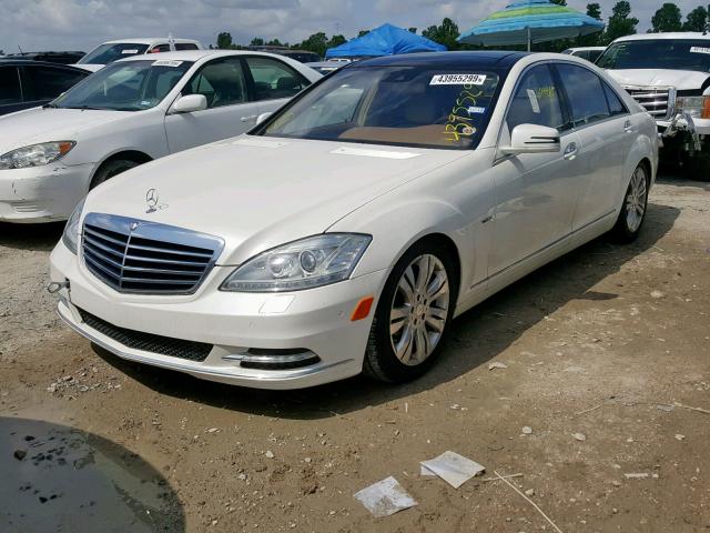 WDDNG9FB4AA293613 - 2010 MERCEDES-BENZ S 400 WHITE photo 2