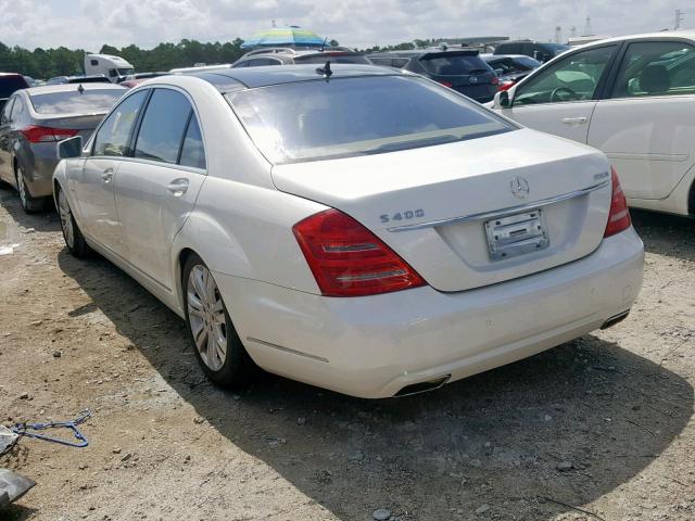 WDDNG9FB4AA293613 - 2010 MERCEDES-BENZ S 400 WHITE photo 3