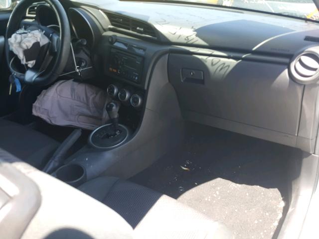 JTKJF5C72D3058682 - 2013 TOYOTA SCION TC თეთრი ფოტო 9