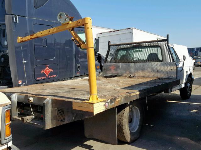 1FDKF37F9SEA57057 - 1995 FORD F350 WHITE photo 4