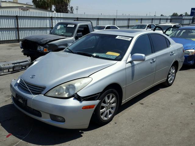 JTHBA30G045013892 - 2004 LEXUS ES 330 SILVER photo 2