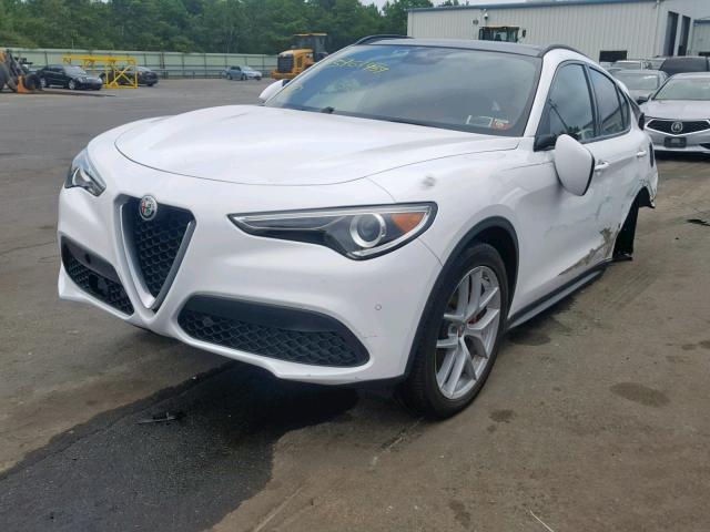 ZASPAKBN8K7C30919 - 2019 ALFA ROMEO STELVIO TI WHITE photo 2