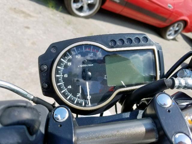 JS1GR7NA4G2100125 - 2016 SUZUKI GSX-S750 WHITE photo 8