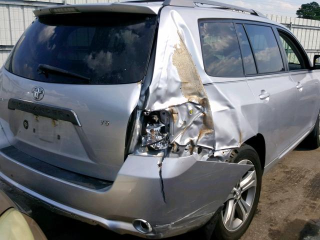 JTEDS43A992069306 - 2009 TOYOTA HIGHLANDER SILVER photo 9