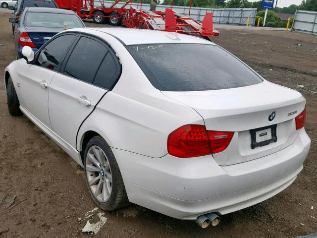 WBAPK5C51BF121825 - 2011 BMW 328 XI SUL WHITE photo 3