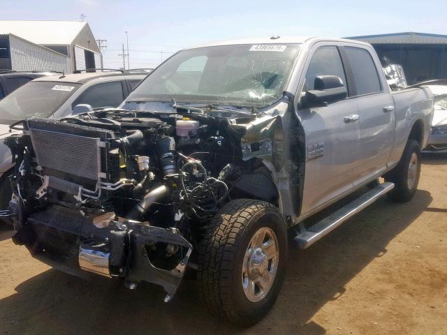 3C6UR5DL5JG245857 - 2018 RAM 2500 SLT 银色 照片 2