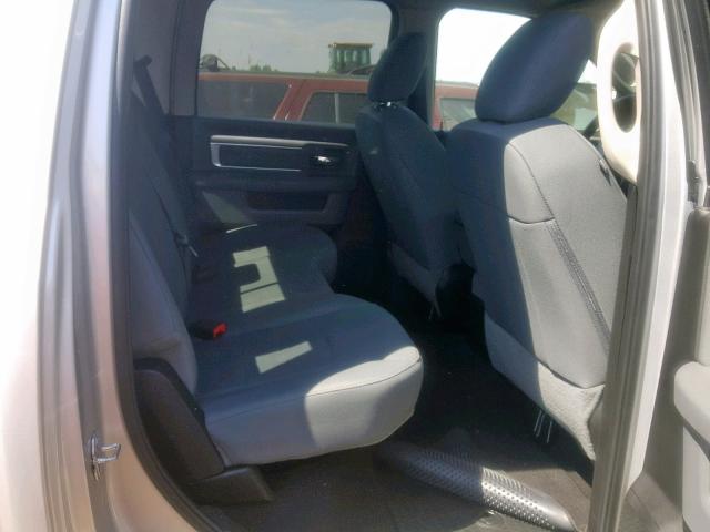 3C6UR5DL5JG245857 - 2018 RAM 2500 SLT 银色 照片 6