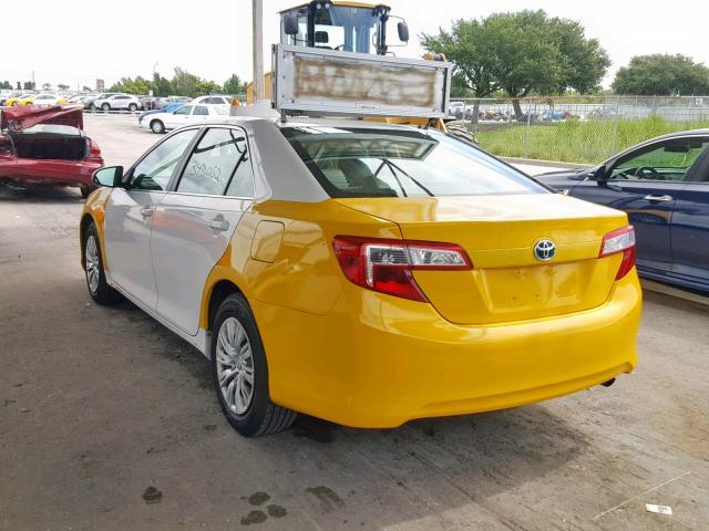 4T1BD1FK6CU045464 - 2012 TOYOTA CAMRY HYBR TWO TONE photo 3