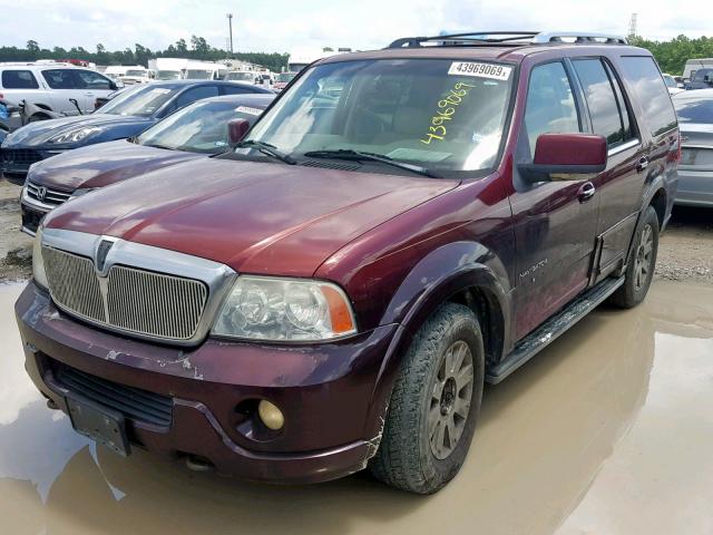 5LMFU27R34LJ31709 - 2004 LINCOLN NAVIGATOR MAROON photo 2
