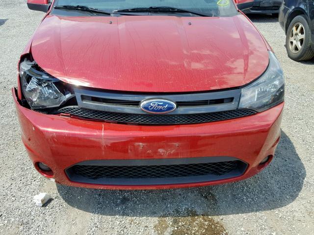 1FAHP3GN3AW287534 - 2010 FORD FOCUS SES RED photo 9