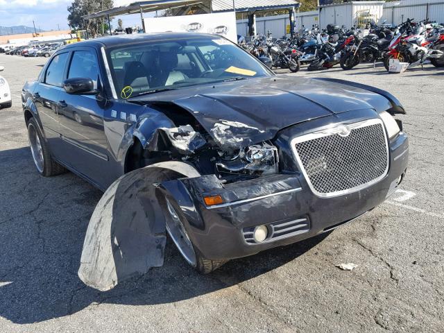 2C3JA53G35H537993 - 2005 CHRYSLER 300 TOURIN BLACK photo 1