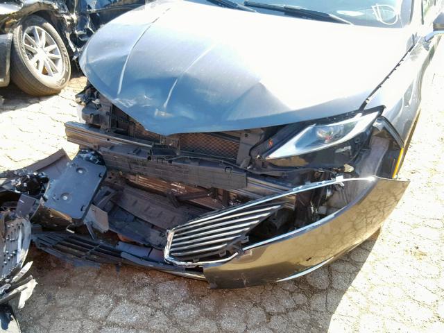 3LN6L2LU1FR607816 - 2015 LINCOLN MKZ HYBRID GRAY photo 9