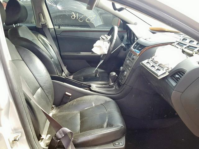 1G1ZE5E78BF141726 - 2011 CHEVROLET MALIBU LTZ ვერცხლისფერი ფოტო 5