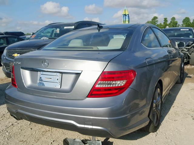 WDDGJ4HB9CF777258 - 2012 MERCEDES-BENZ C 250 GRAY photo 4