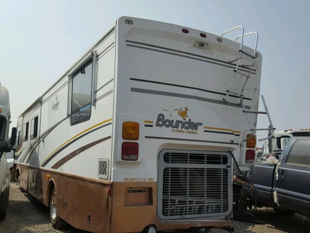 4UZAAHBV34CM86828 - 2004 BOUN MOTORHOME BROWN photo 3