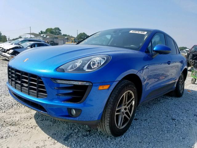 WP1AA2A54HLB80549 - 2017 PORSCHE MACAN BLUE photo 2