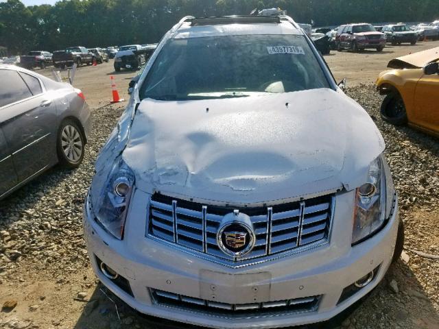 3GYFNCE38GS530326 - 2016 CADILLAC SRX PERFOR WHITE photo 9