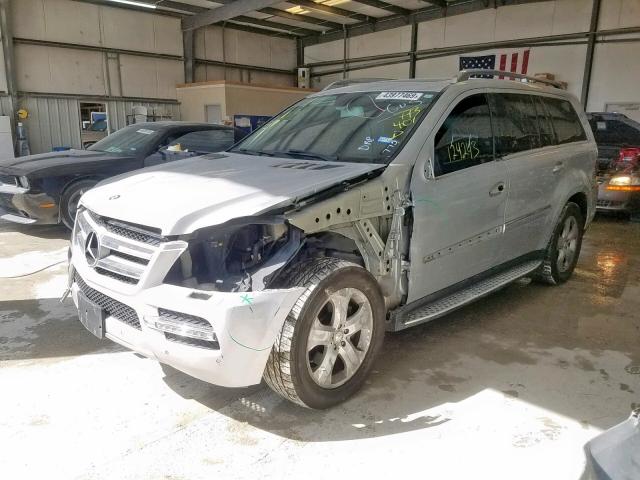 4JGBF7BE8CA773401 - 2012 MERCEDES-BENZ GL 450 4MA SILVER photo 2