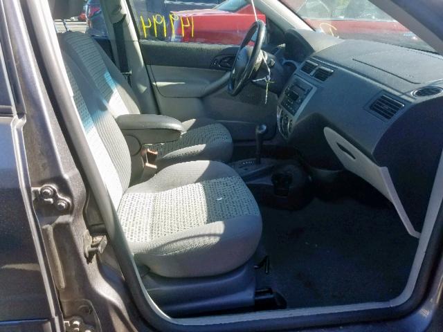 1FAHP34N07W107603 - 2007 FORD FOCUS ZX4 GRAY photo 5