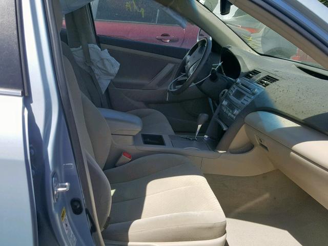 4T1BB46KX8U057874 - 2008 TOYOTA CAMRY HYBR BLUE photo 5