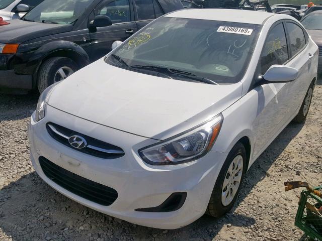 KMHCT4AE0GU160979 - 2016 HYUNDAI ACCENT SE WHITE photo 2