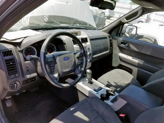 1FMCU03G59KA12703 - 2009 FORD ESCAPE XLT SILVER photo 9