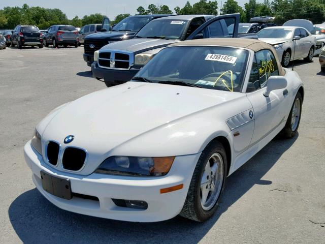 4USCH733XWLD16059 - 1998 BMW Z3 1.9 WHITE photo 2