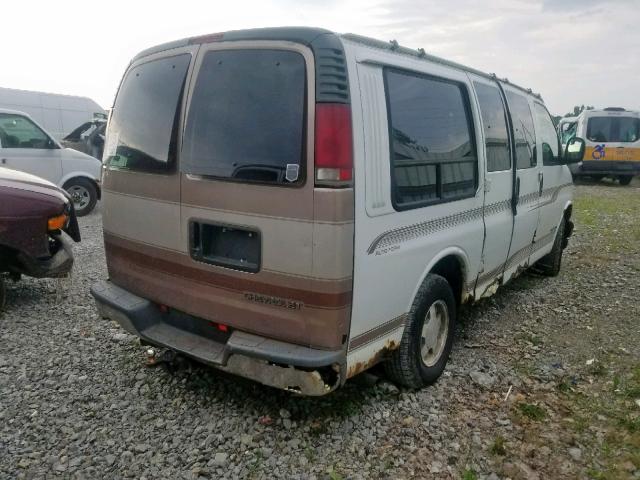 1GDFG15R5X1131377 - 1999 GMC SAVANA RV WHITE photo 4