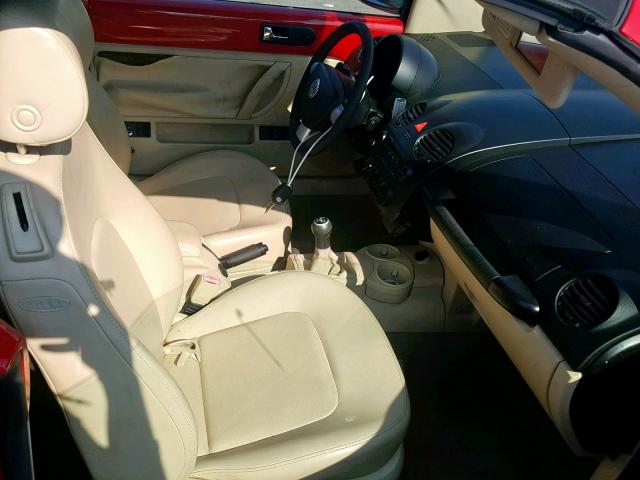 3VWBM31Y35M353501 - 2005 VOLKSWAGEN NEW BEETLE წითელი ფოტო 5