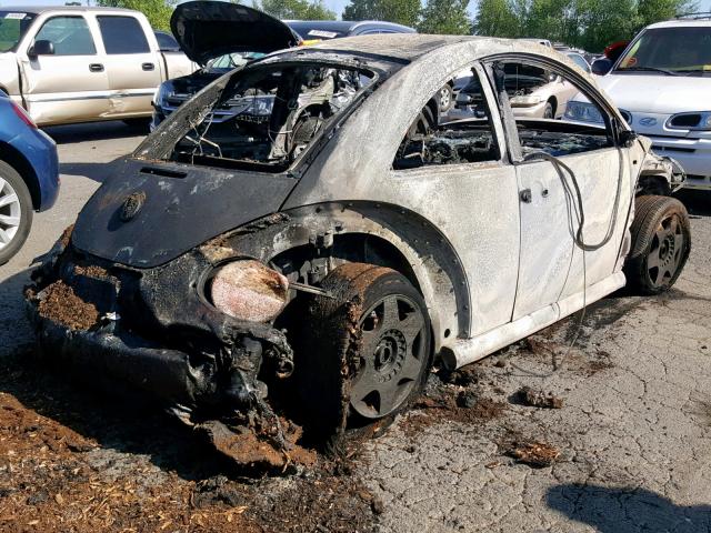 3VWCA21C1XM467267 - 1999 VOLKSWAGEN NEW BEETLE ვერცხლისფერი ფოტო 4