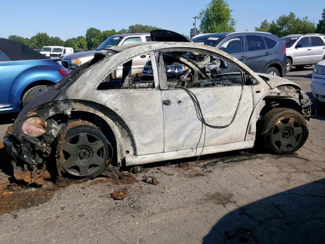 3VWCA21C1XM467267 - 1999 VOLKSWAGEN NEW BEETLE ვერცხლისფერი ფოტო 9