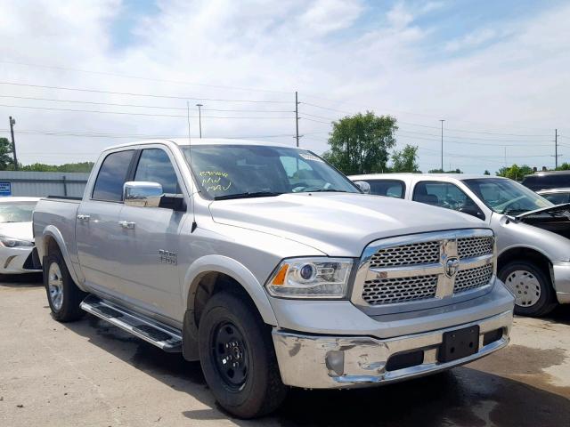 1C6RR7NG9JS290618 - 2018 RAM 1500 LARAM SILVER photo 1