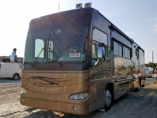 4UZAB2DC06CX30332 - 2006 FREIGHTLINER CHASSIS X BROWN photo 2