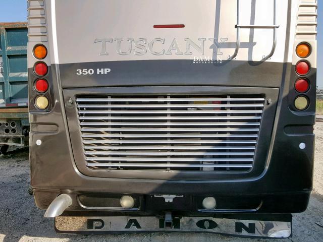 4UZAB2DC06CX30332 - 2006 FREIGHTLINER CHASSIS X BROWN photo 7