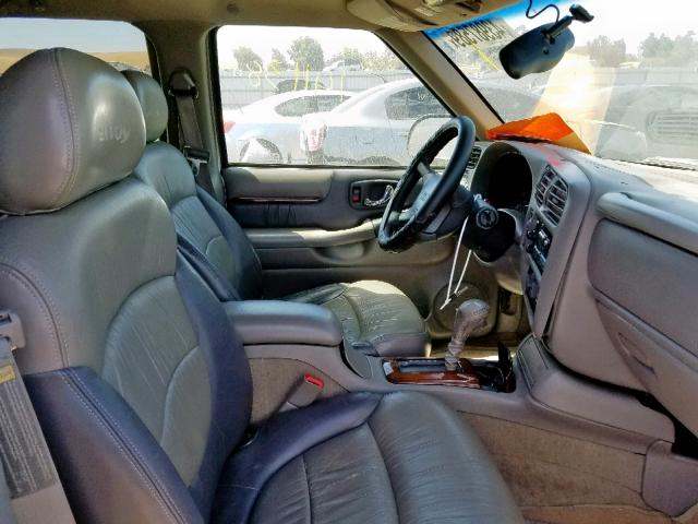 1GKDT13W9W2954018 - 1998 GMC ENVOY GRAY photo 5