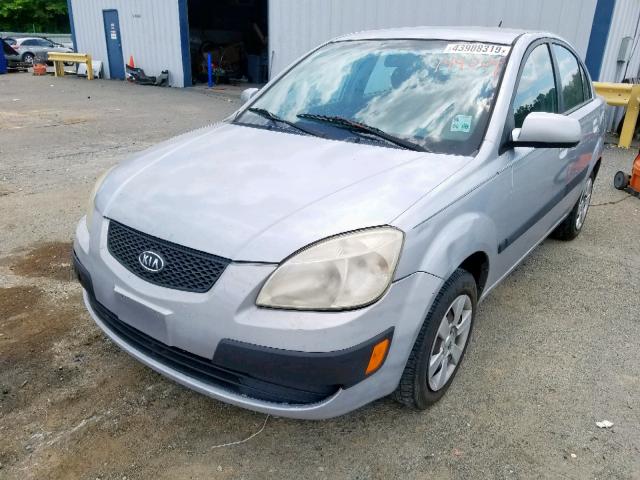 KNADE123966144004 - 2006 KIA RIO GRAY photo 2