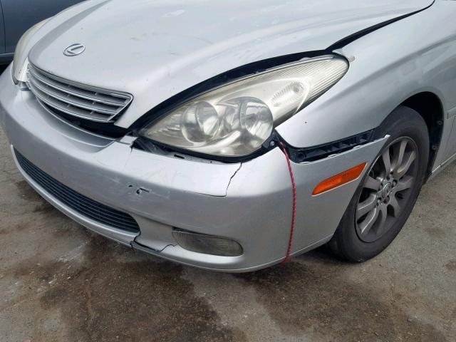 JTHBF30G825029417 - 2002 LEXUS ES 300 SILVER photo 9