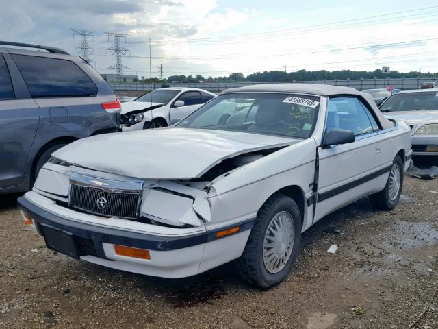 1C3XJ4530LG493555 - 1990 CHRYSLER LEBARON WHITE photo 2