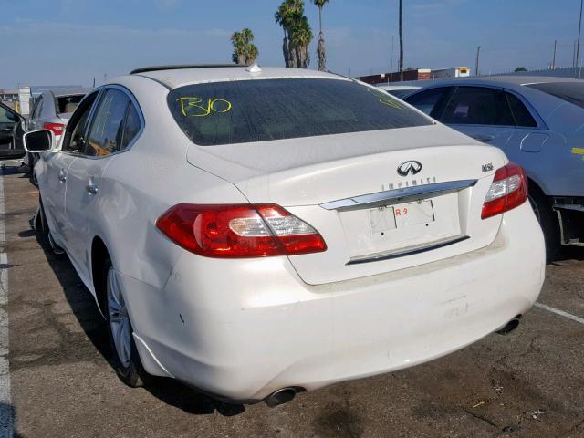 JN1AY1AP9BM520257 - 2011 INFINITI M56 WHITE photo 3