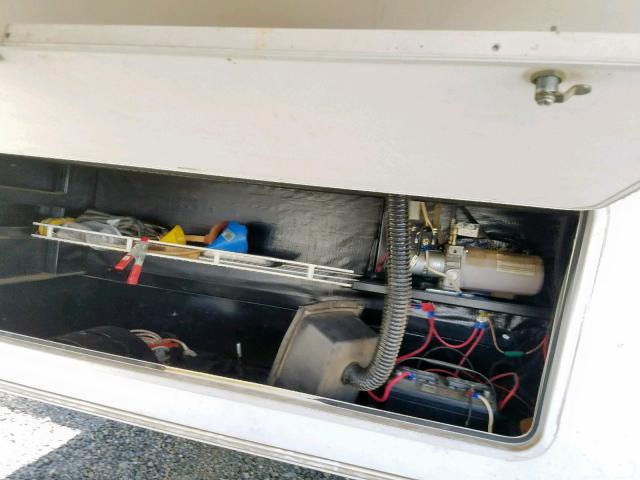 4YDF325295D512327 - 2007 KEYSTONE MONTANA WHITE photo 7