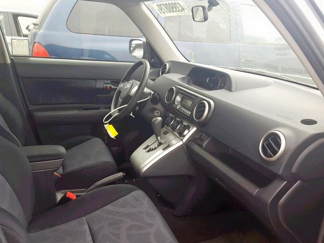 JTLZE4FE3B1123831 - 2011 TOYOTA SCION XB 银色 照片 5