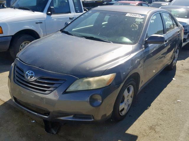 4T4BE46K28R030410 - 2008 TOYOTA CAMRY CE GRAY photo 2